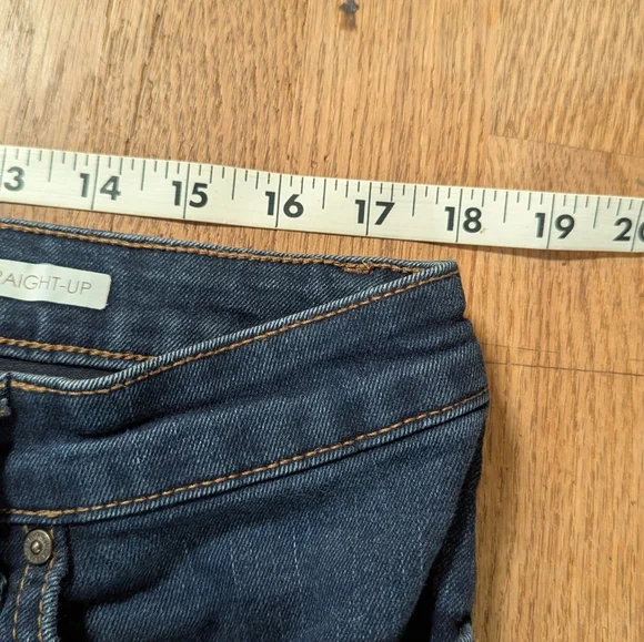 🌟 Vintage America Straight-Up Jeans | Size 16/33 | Timeless Dark Wash Classic - Picture 9 of 10